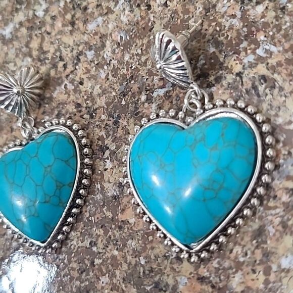 Turquoise Alloy Heart Dangle Earrings - Picture 4 of 8